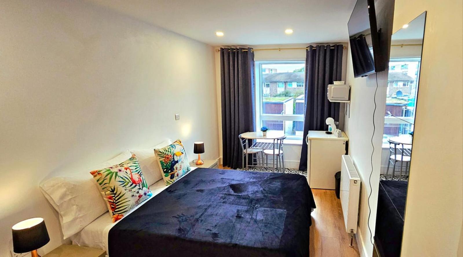 Penelope Ensuite Double Room London Exterior foto